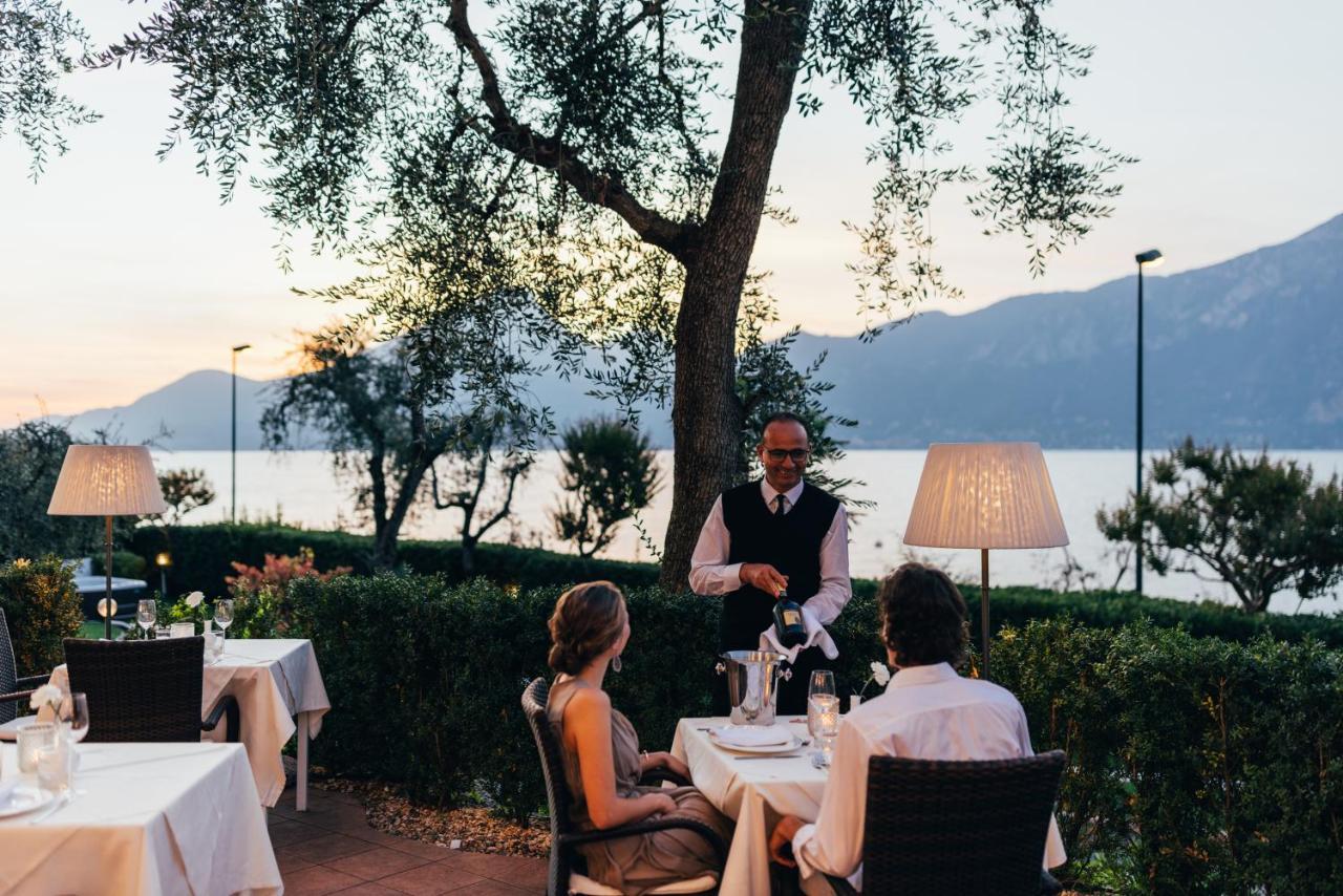 Hotel Orione - Lake Front Hotel Brenzone sul Garda Zewnętrze zdjęcie