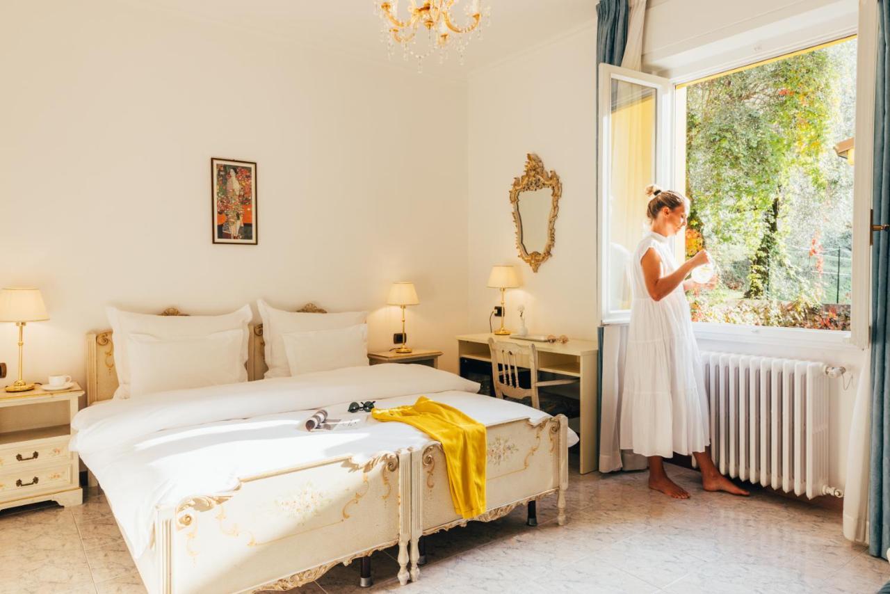 Hotel Orione - Lake Front Hotel Brenzone sul Garda Zewnętrze zdjęcie