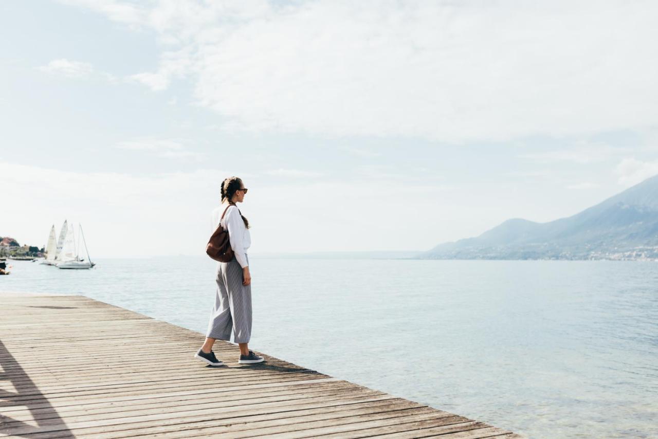 Hotel Orione - Lake Front Hotel Brenzone sul Garda Zewnętrze zdjęcie