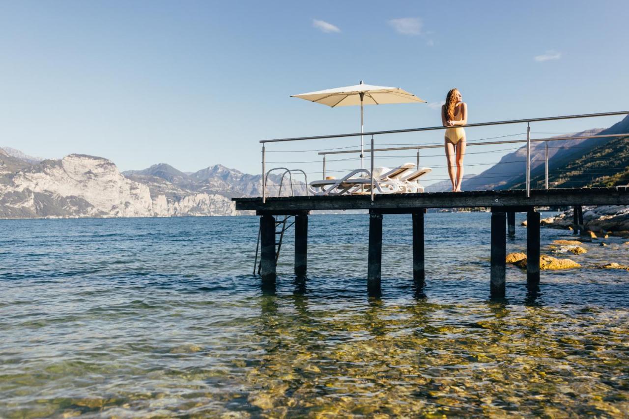 Hotel Orione - Lake Front Hotel Brenzone sul Garda Zewnętrze zdjęcie