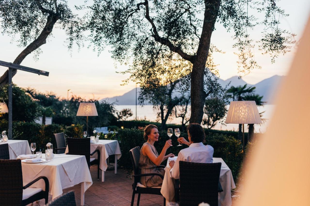 Hotel Orione - Lake Front Hotel Brenzone sul Garda Zewnętrze zdjęcie